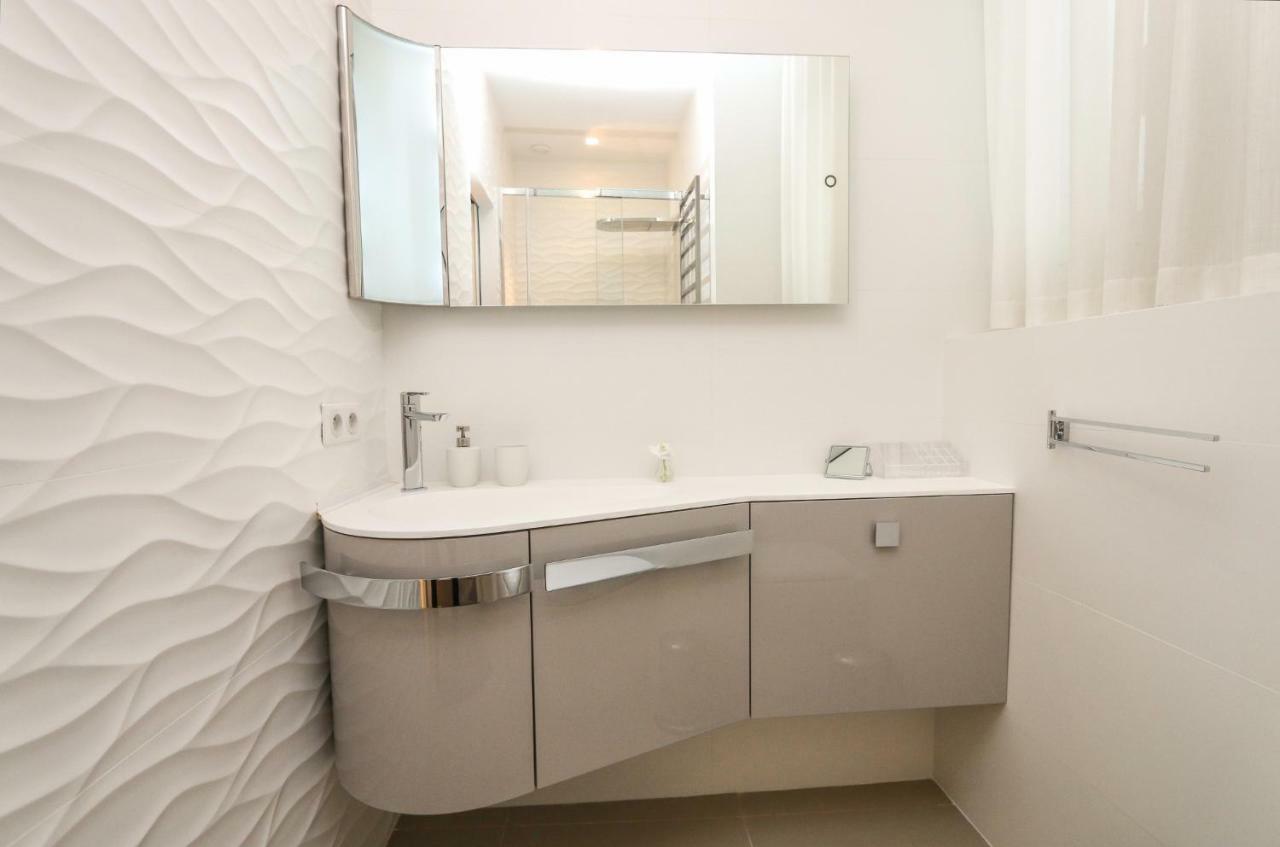 Seafront Modern Apartment ニース エクステリア 写真
